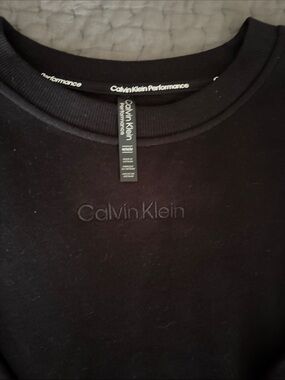 Calvin Klein Black Embroidered Logo Crewneck sweatshirt